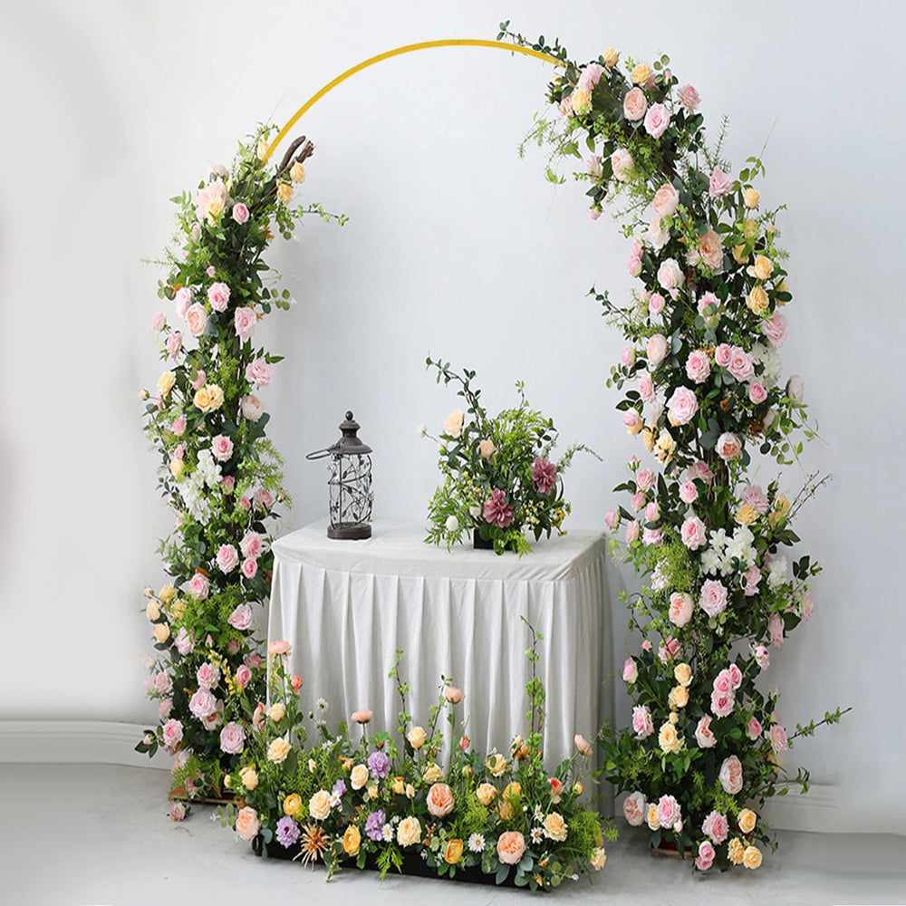 Arco romano dourado de metal para casamentos e festas