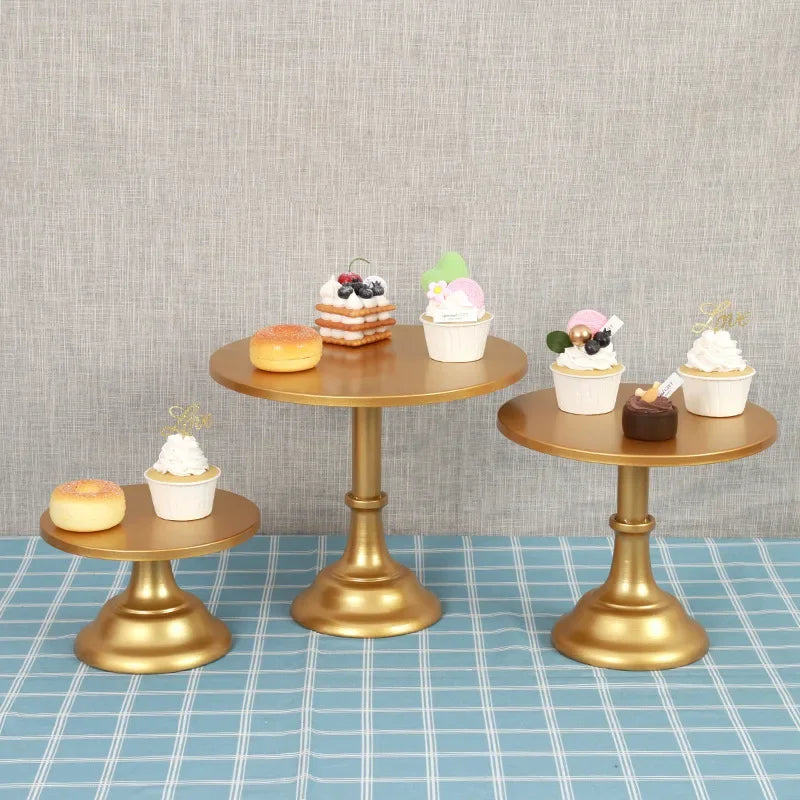 Trio de Suportes Metálicos para Bolos e Doces 20/25/30cm