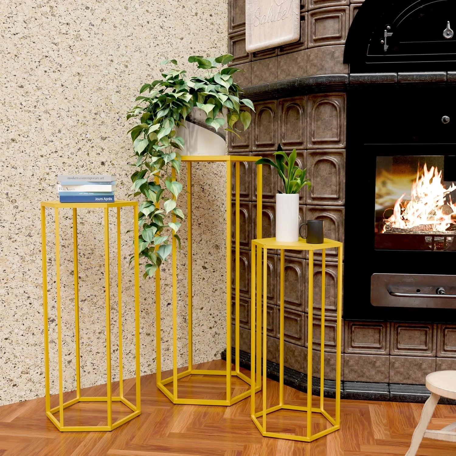 Kit de 3 Mesa Hexagonal de Metal Dourado (P, M, G)